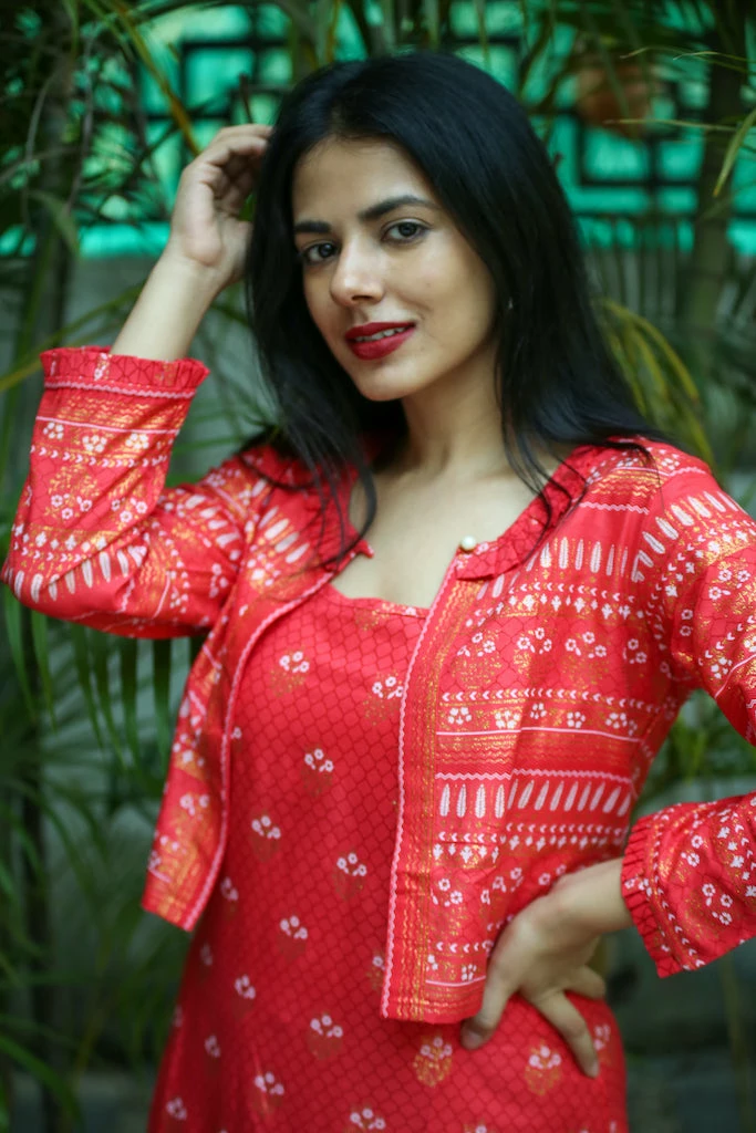 Tashi Threads EXP - Elena - Red Casuals 5 Tashi Threads EXP - Elena - Red Casuals