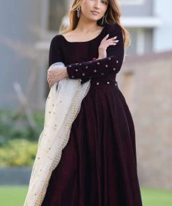 The Anarkali Store Zaira Maroon Quirk Factory