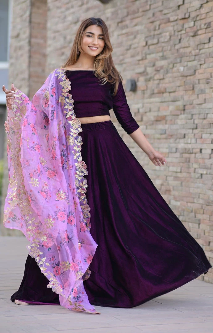 The Anarkali Store Gul Wine Lehenga 6 The Anarkali Store Gul Wine Lehenga