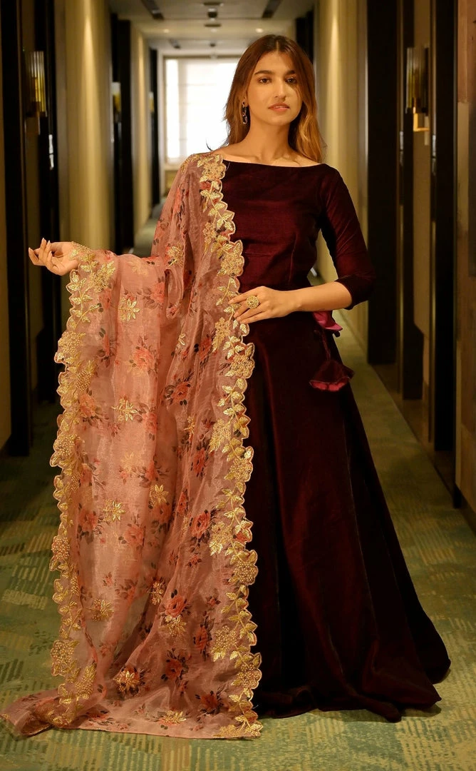 The Anarkali Store Gul Wine Lehenga 5 The Anarkali Store Gul Wine Lehenga