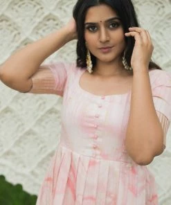 Niram Thooriga - Baby Pink Ever Willow