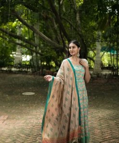 Niram Ever Willow Thooriga - Coral Blue