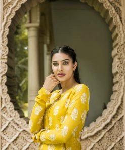 Niram Aadya - Vivid Yellow