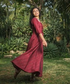 Niram Ever Willow Maroon Fit & Flare Striped Anarkali