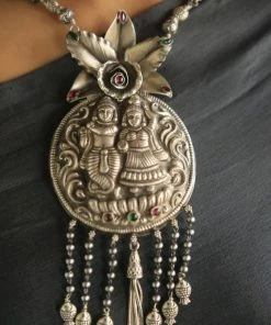 PraDe Jewels Necklace Marapaachi