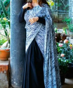 Tashi Threads Monochrome -002