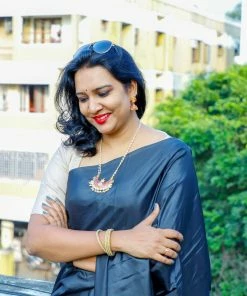 Tashi Threads Monochrome -009