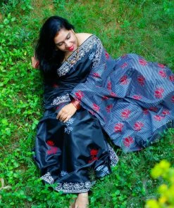 Tashi Threads Monochrome -011 Sarees