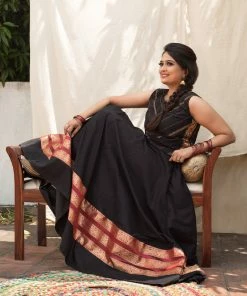 The Stitches Kaala Skirt & Crop Top