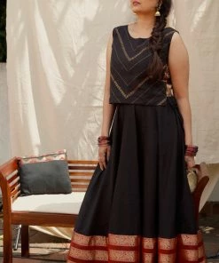 The Stitches Kaala Skirt & Crop Top