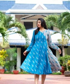 The Stitches Prisha - Blue Margazhi Moments