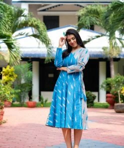 The Stitches Prisha - Blue Margazhi Moments