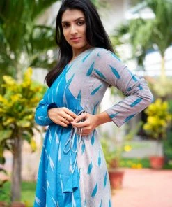 The Stitches Prisha - Blue Margazhi Moments