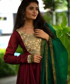 Ekanta Upasna Maroon Margazhi Moments