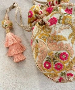 AMYRA Purse & Potli Alanna White Potli