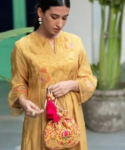 AMYRA Alanna Mustard Potli